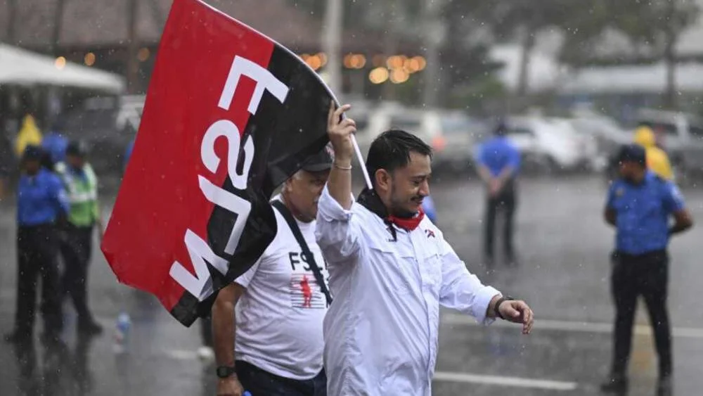 Nicaragua exilia a siete sacerdotes mientras continúa la represión contra los cristianos