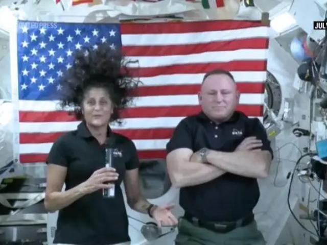 Astronautas cristianos se apoyan en su fe mientras están varados en el espacio