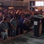 “Tienen hambre de la verdad”: 300 personas aceptan a Cristo como Salvador tras haber asistir al servicio dominical